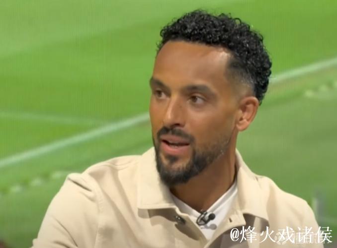 沃尔科特:维拉也是潜在争冠者,但我更担心曼城 沃尔科特:维拉也是潜在争冠者,但我更担心曼城